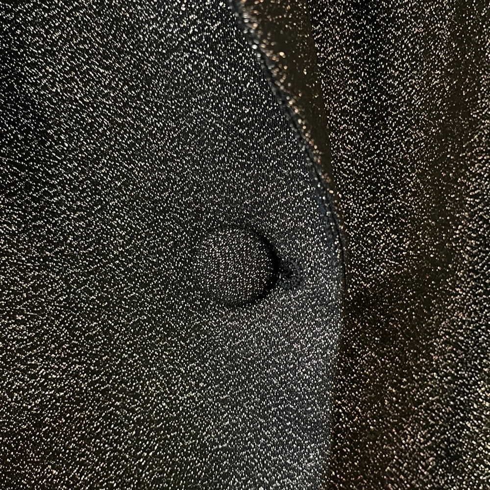 Black and Gold Blazer - Picture 4 of 7